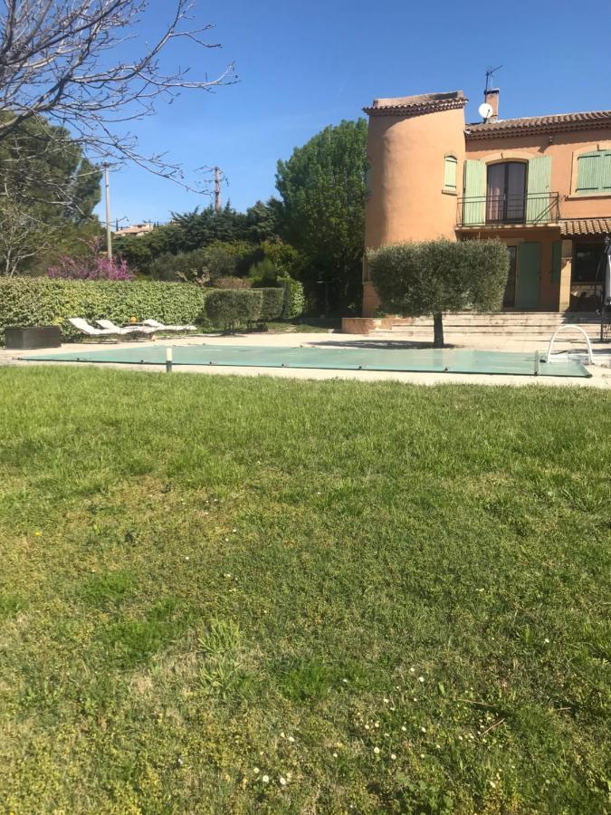 Studio 30 M² Villa Lançon-Provence Екстериор снимка
