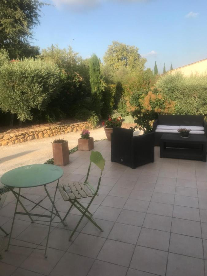 Studio 30 M² Villa Lançon-Provence Екстериор снимка